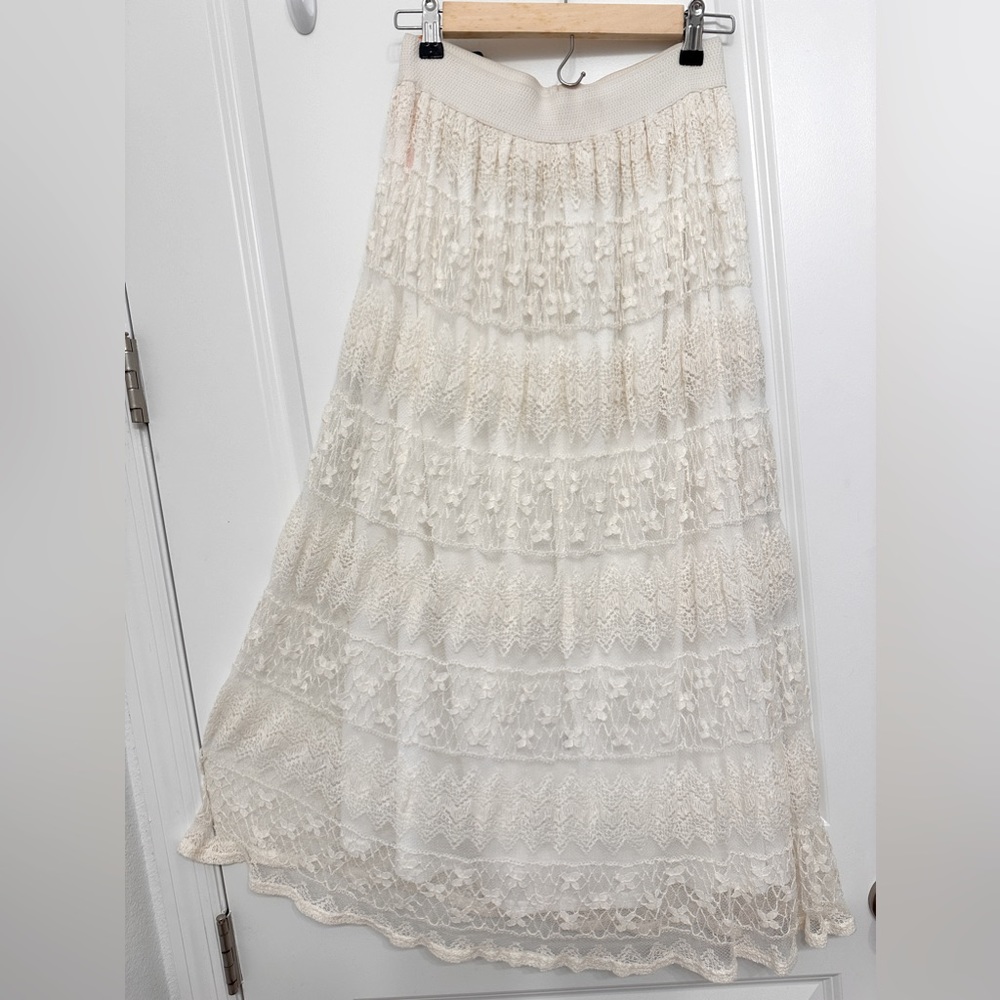 Lace midi skirt